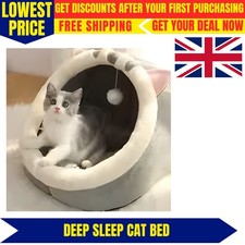 Cozy Hooded Cat & Dog Bed