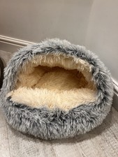 Dog  Bed Grey Cream Fluffy